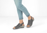 Orthofeet Shoes 62021 Hazel Women's Sandal: Gray